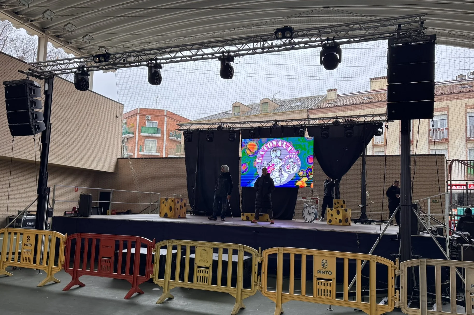 Fiestas patronales con discomóvil profesional