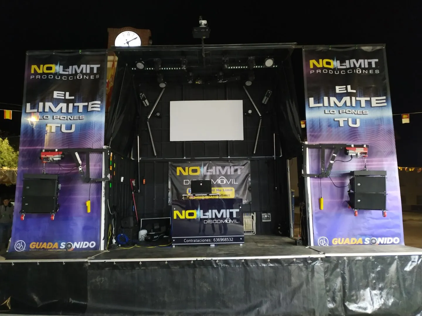 No Limit Discomóvil con espectáculo de luces en pueblo histórico